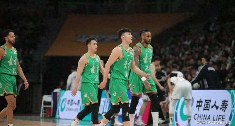  排名跌至第11名？辽篮如何通过调整阵容重回季后赛前列 体育新闻 排名跌至第11名？辽篮如何通过调整阵容重回季后赛前列 体育新闻