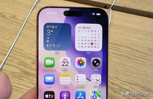  iPhone 18 Pro技术解析：灵动岛缩小35%背后的工艺革命与性能飞跃 手机评测