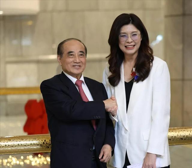  王金平为何力挺郑丽文？——一个政治老手的智慧与远见 新闻 王金平为何力挺郑丽文？——一个政治老手的智慧与远见 新闻